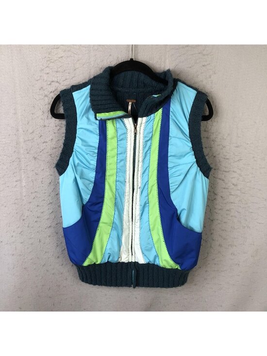 Free People Jackets & Blazers - Free People Vest Womens M Blue Knit Back Puffer Stripe Colorblock Gorpcore